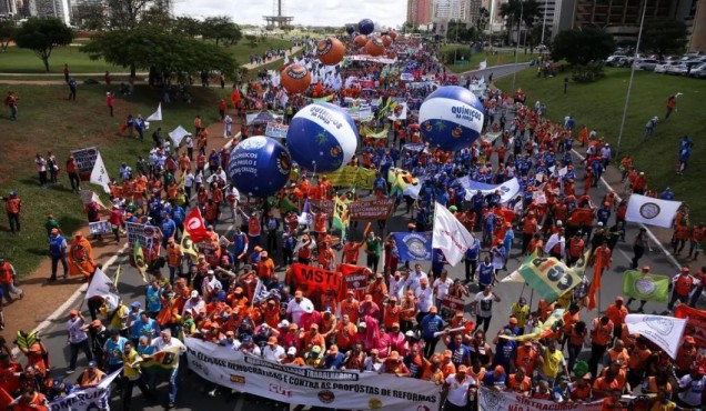 Mobilização contra desmonte dos serviços públicos nesta terça (18)